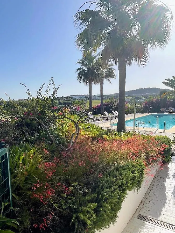 Superior Apartment For Golf, Sea And Nature Lovers 卡萨雷斯