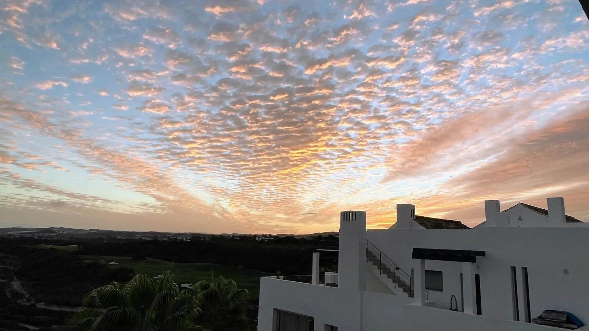 Superior Apartment For Golf, Sea And Nature Lovers 卡萨雷斯 西班牙