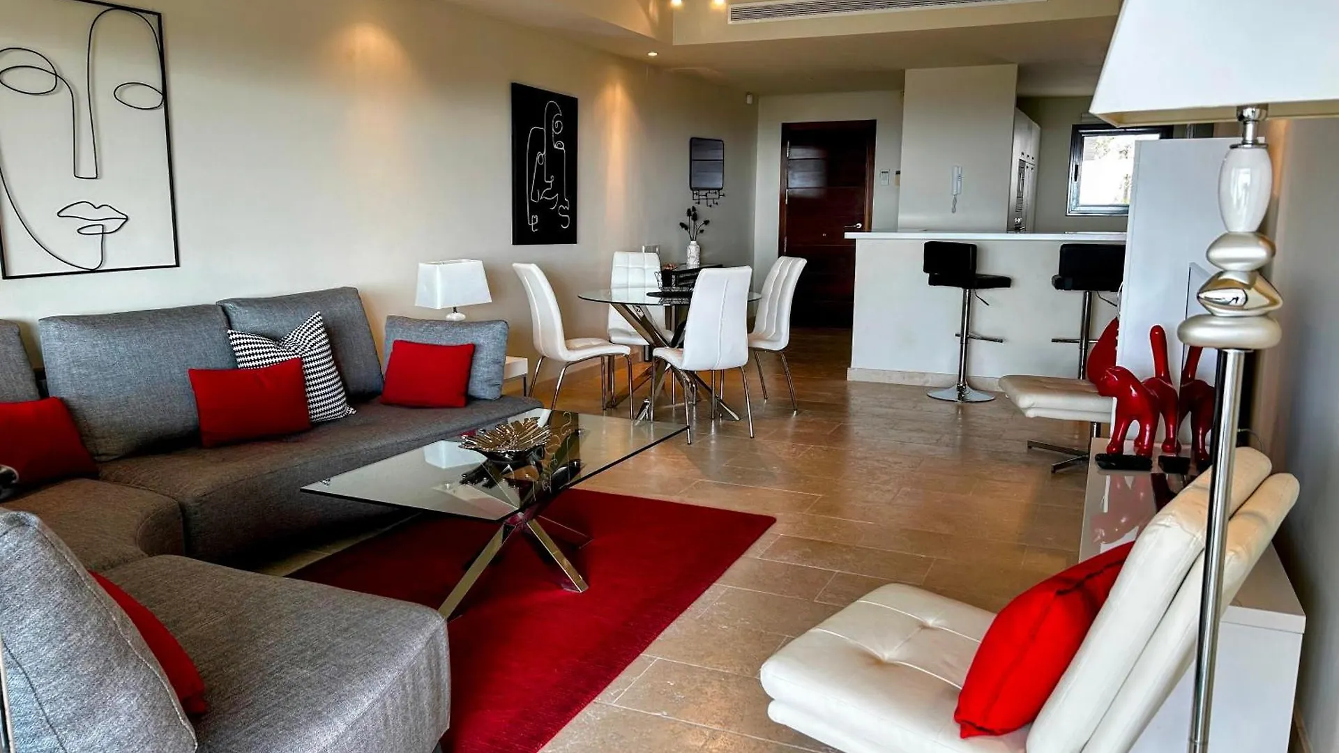 Superior Apartment For Golf, Sea And Nature Lovers 卡萨雷斯 0*,  西班牙