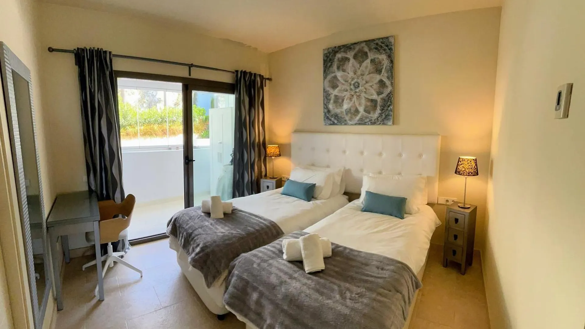 Superior Apartment For Golf, Sea And Nature Lovers 卡萨雷斯 0*,